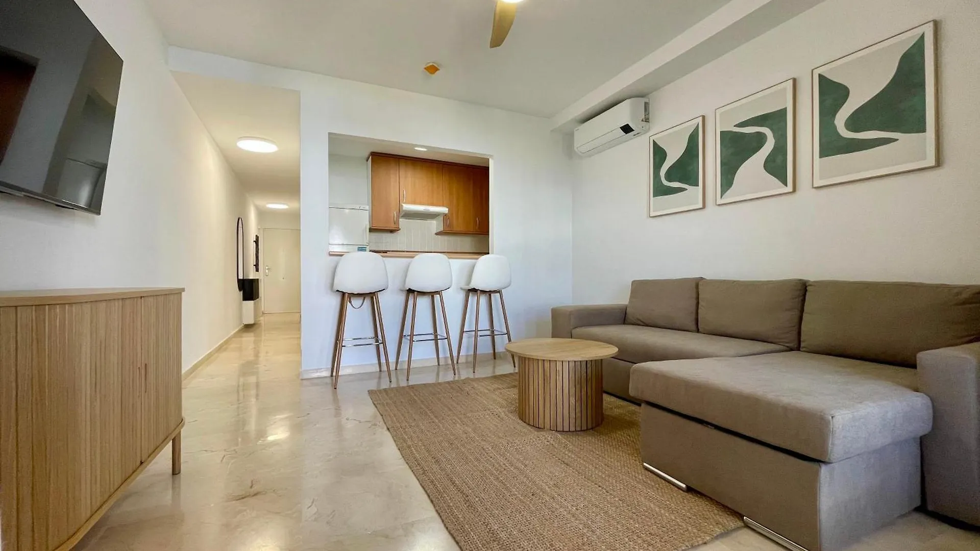 Beachside Vacation Apartment In Casares Playa San Luis de Sabinillas 0*,  İspanya